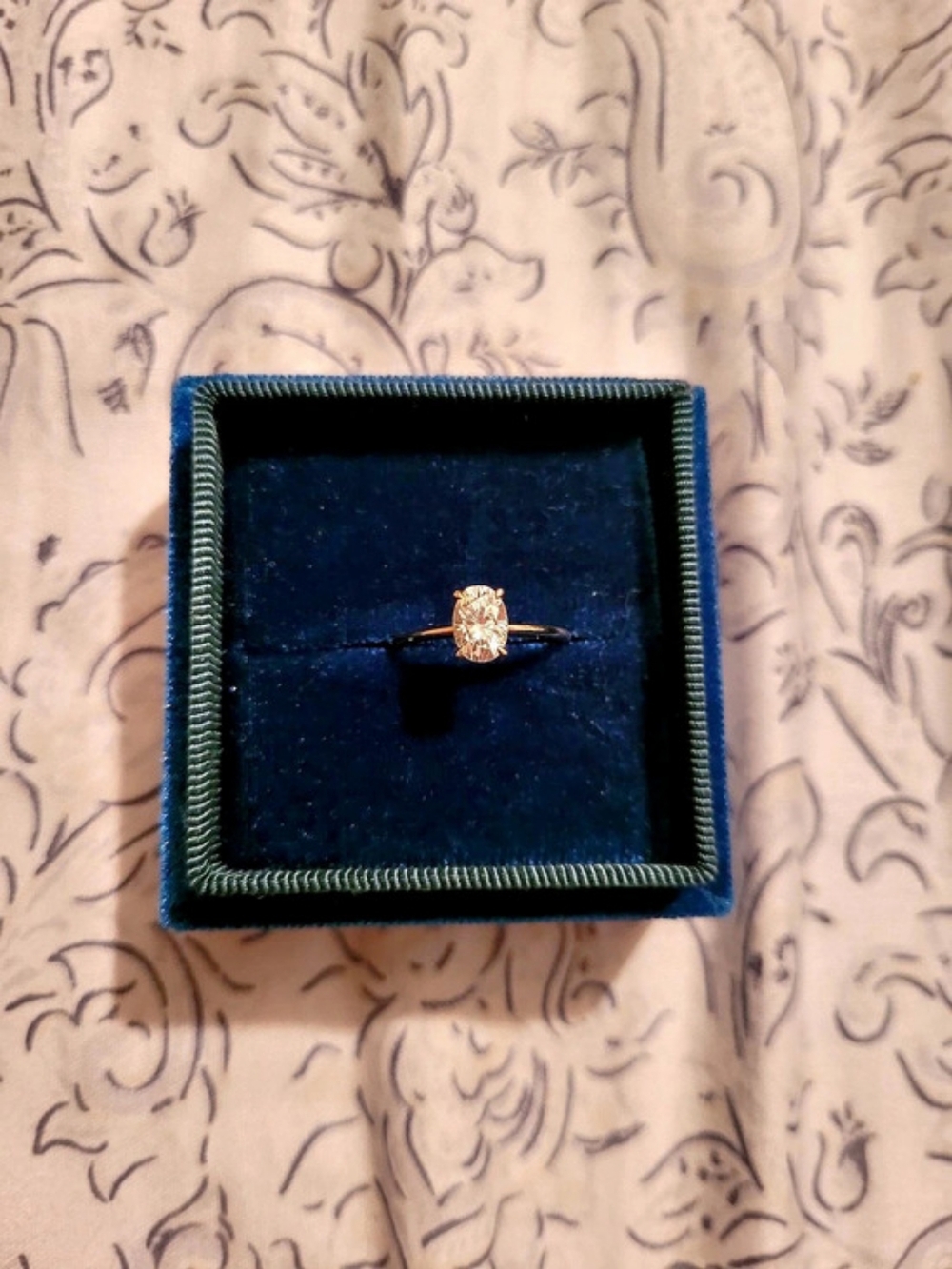14k Yellow Gold 1ct Oval Moissanite Engagement Ring Size 5 Minimalist